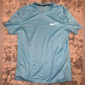 NIKE DRY FIT TSHIRT
